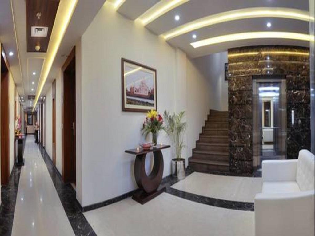 אגרה Hotel Seven Hills Tower חדר תמונה
