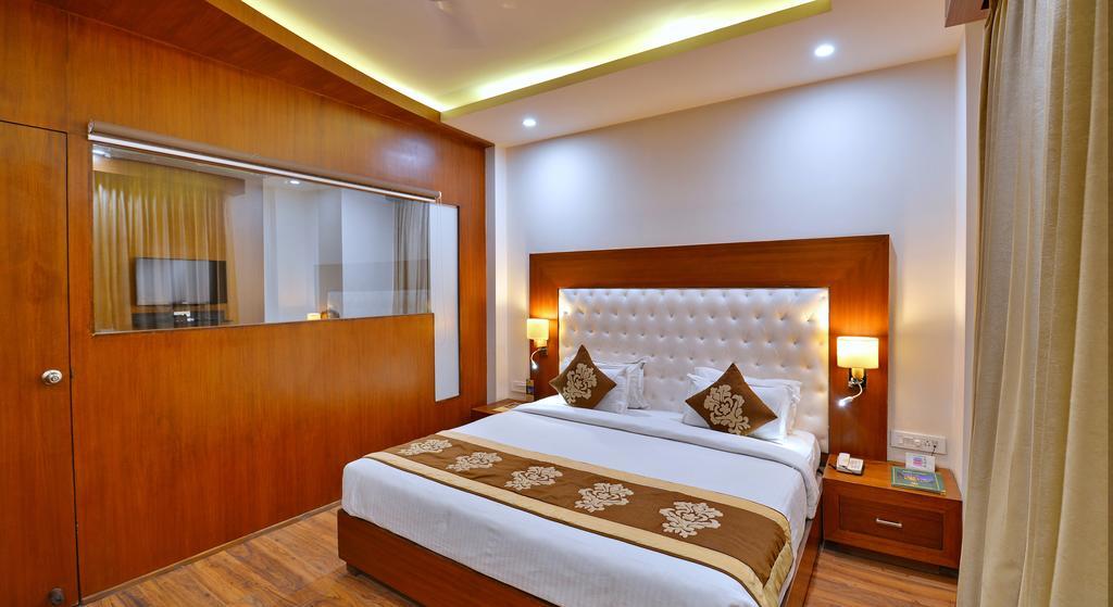 אגרה Hotel Seven Hills Tower מראה חיצוני תמונה