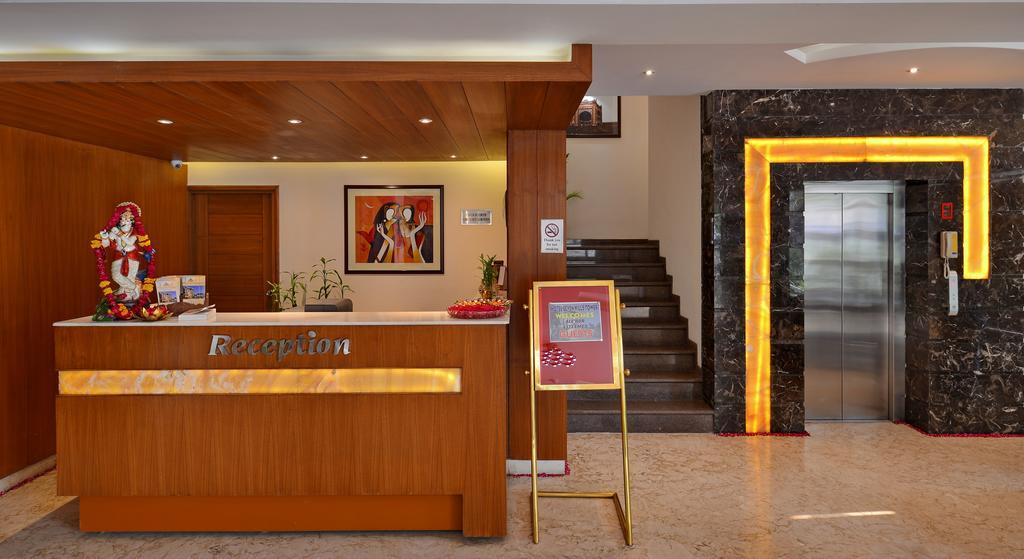 אגרה Hotel Seven Hills Tower מראה חיצוני תמונה