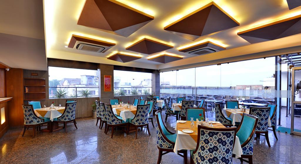 אגרה Hotel Seven Hills Tower מראה חיצוני תמונה