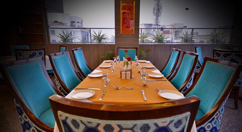 אגרה Hotel Seven Hills Tower מראה חיצוני תמונה