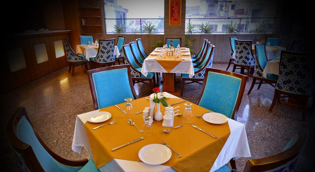 אגרה Hotel Seven Hills Tower מראה חיצוני תמונה