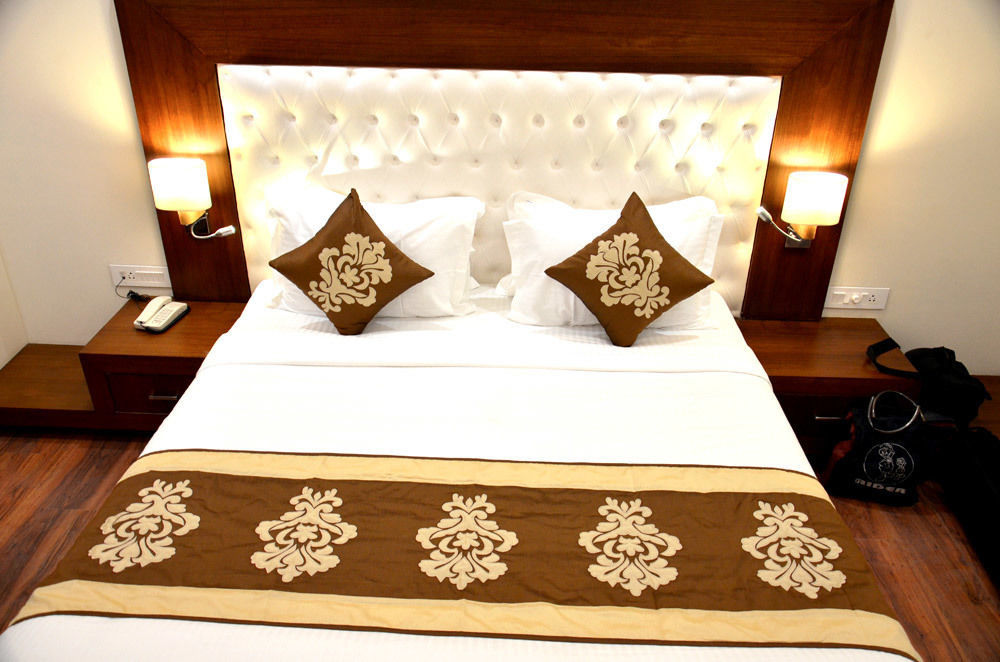 אגרה Hotel Seven Hills Tower מראה חיצוני תמונה