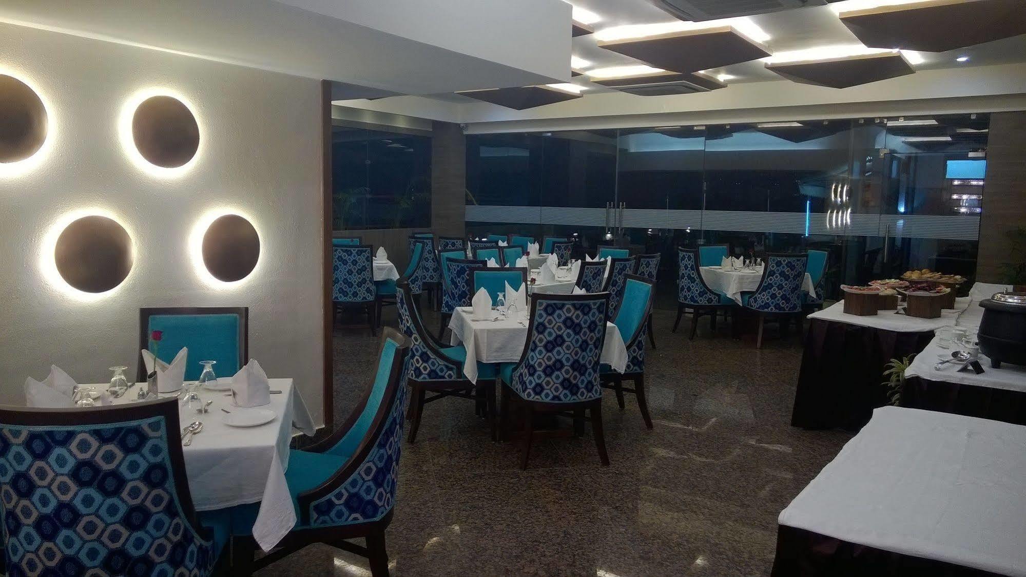 אגרה Hotel Seven Hills Tower מראה חיצוני תמונה