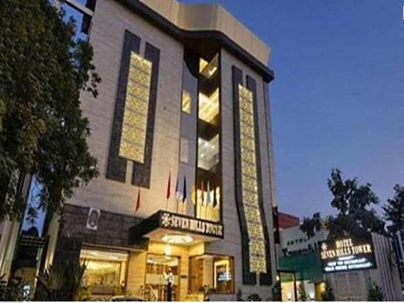 אגרה Hotel Seven Hills Tower מראה חיצוני תמונה